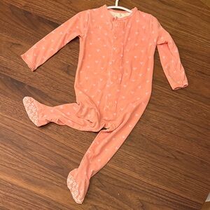 Magnetic Me Coral Heart Print Footie